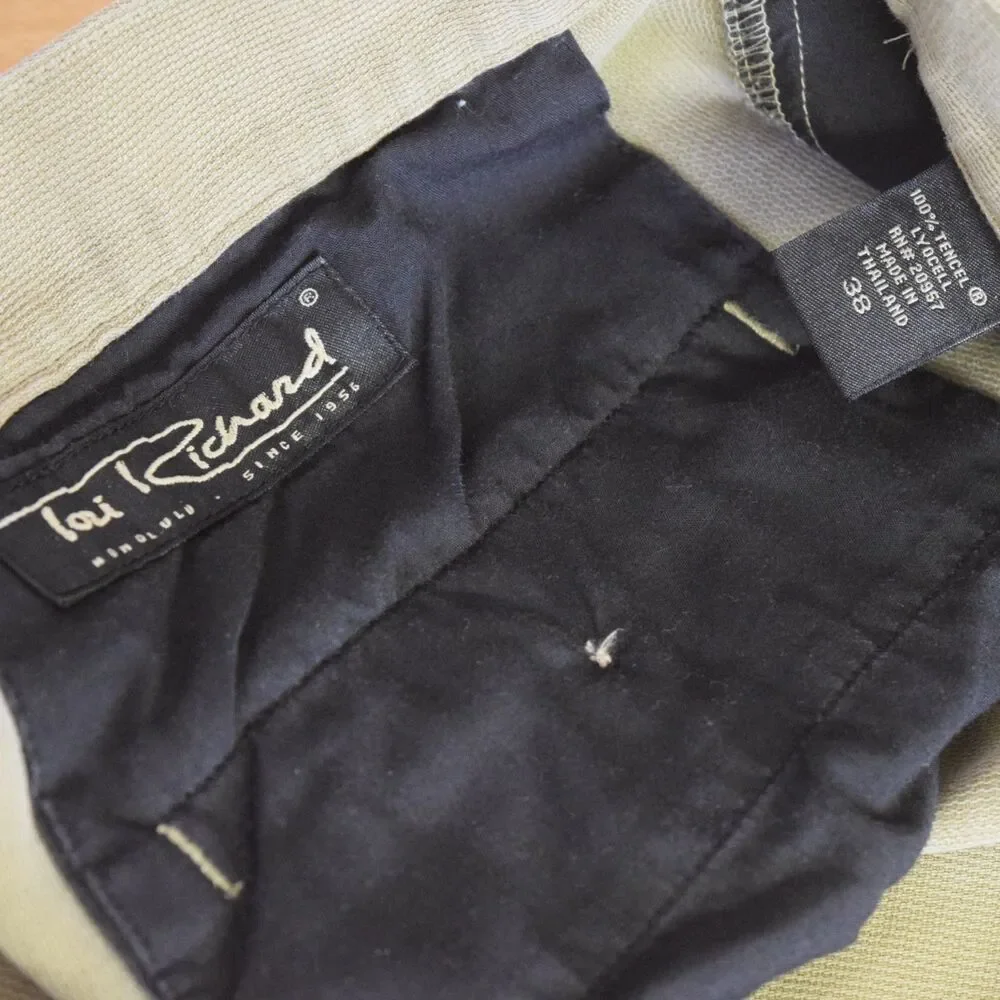Tori Richard Mens Hawaiian Style Pants Size 38 Beige Khaki Colored Pleated Wide